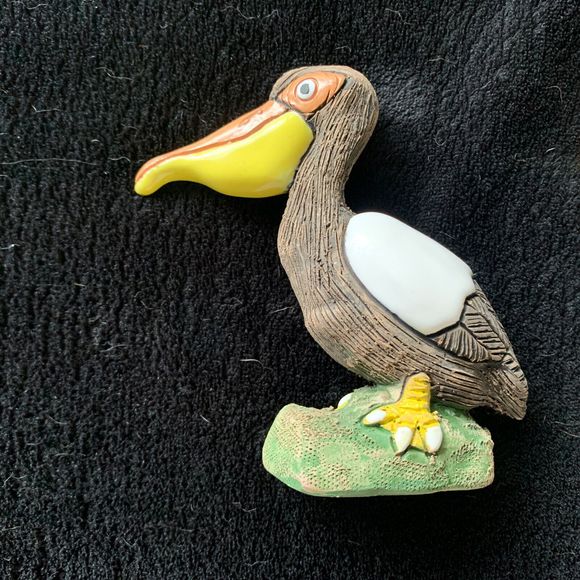 Pair of  Pelican Figurines - colorful (brown, white, yellow, tan, green base) - Picture 5 of 9